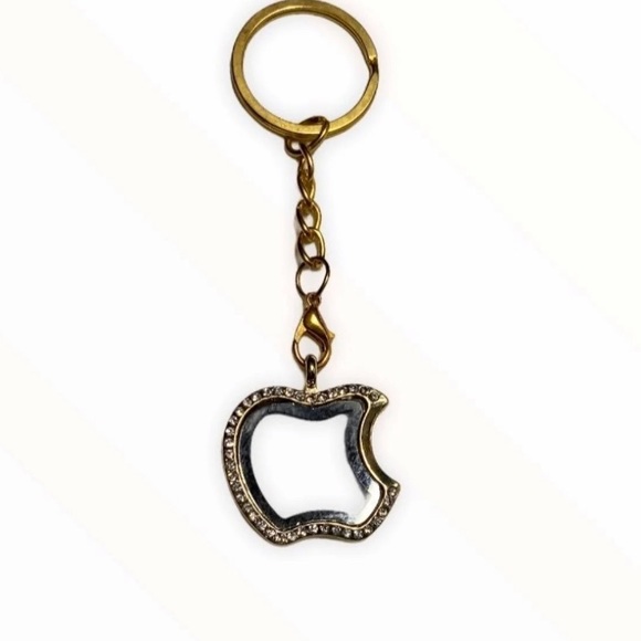 HQ-A Apple Living Locket - Picture 7 of 10